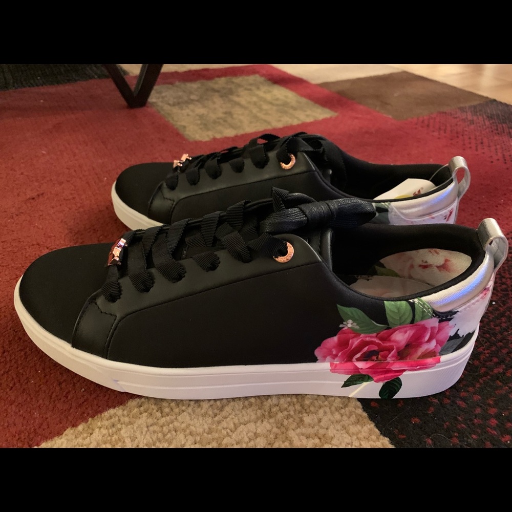 Ted Baker brand new sneakers, size 9